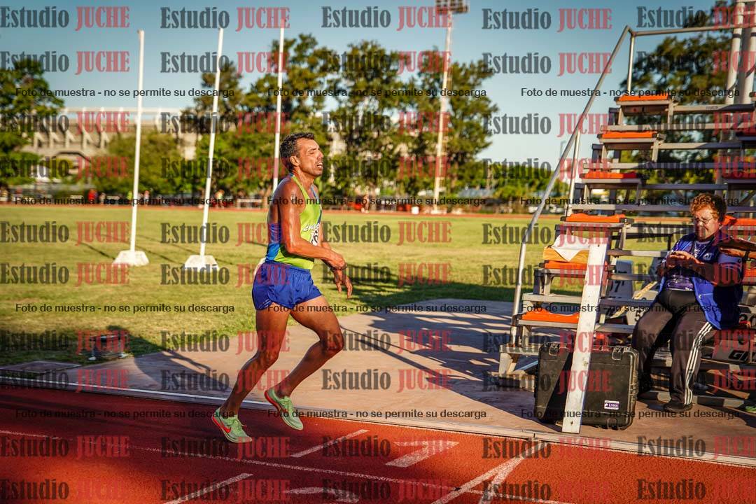 Fotos de los 3000 m llanos de varones