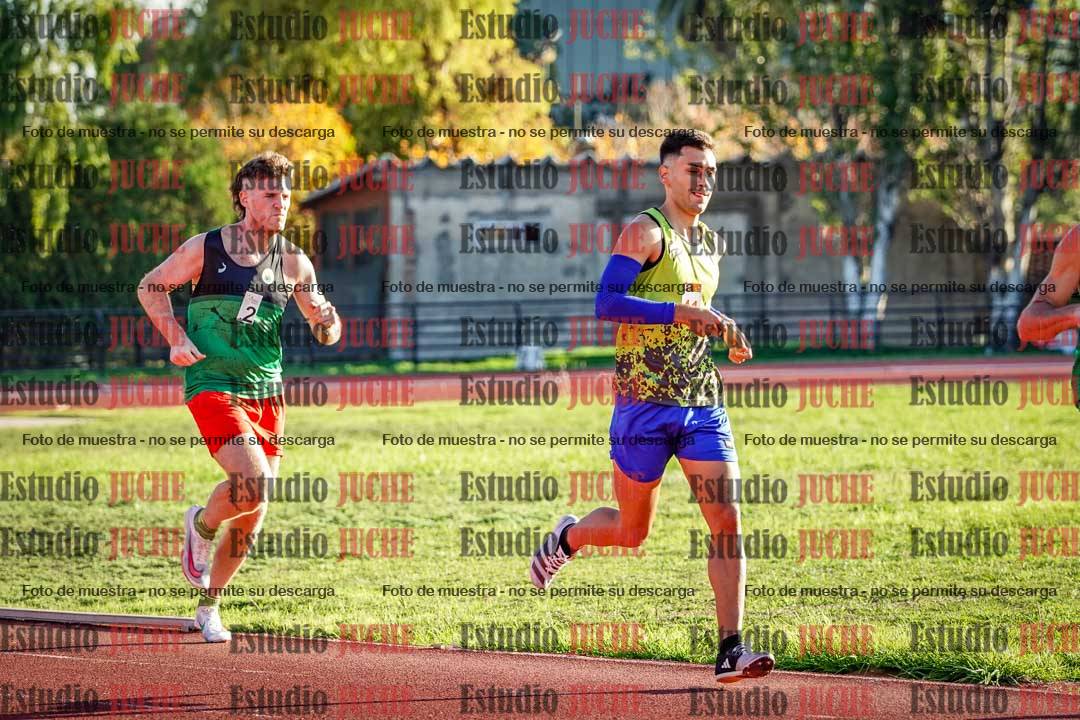 Fotos de los 3000 m llanos de varones