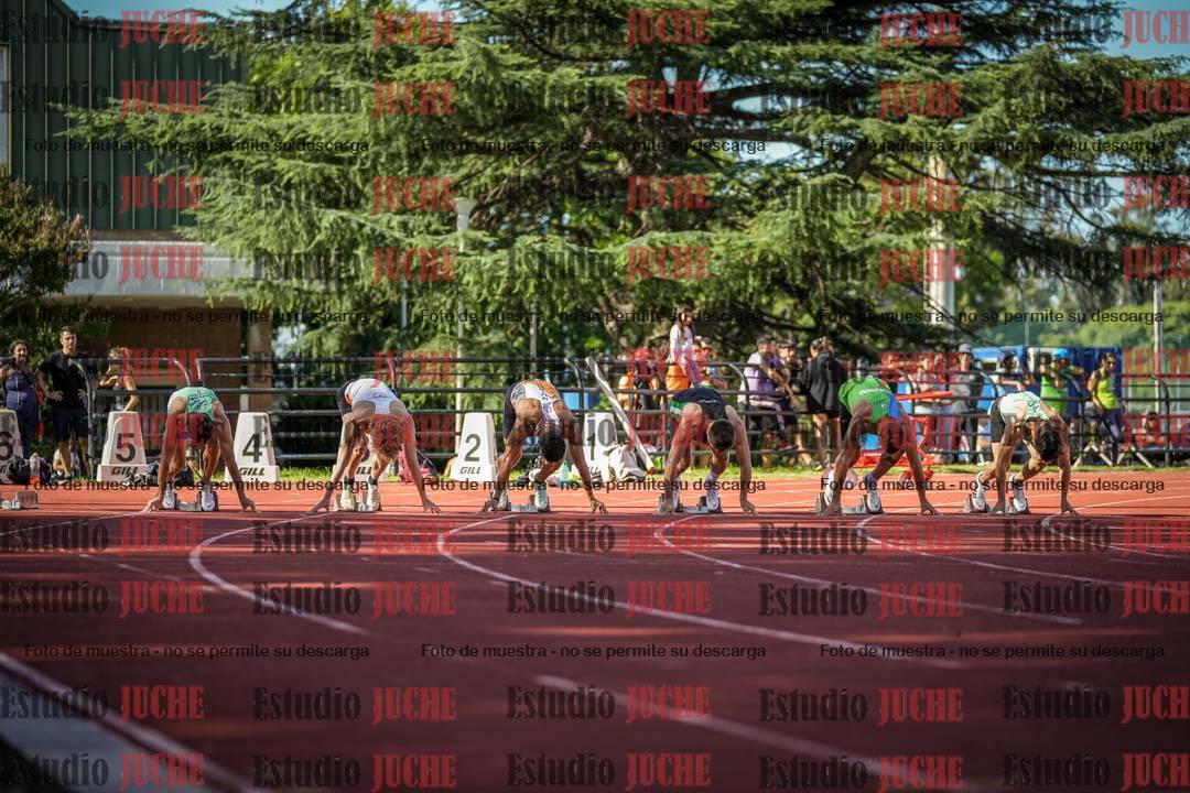Fotos de los 100 m llanos de varones - FINAL