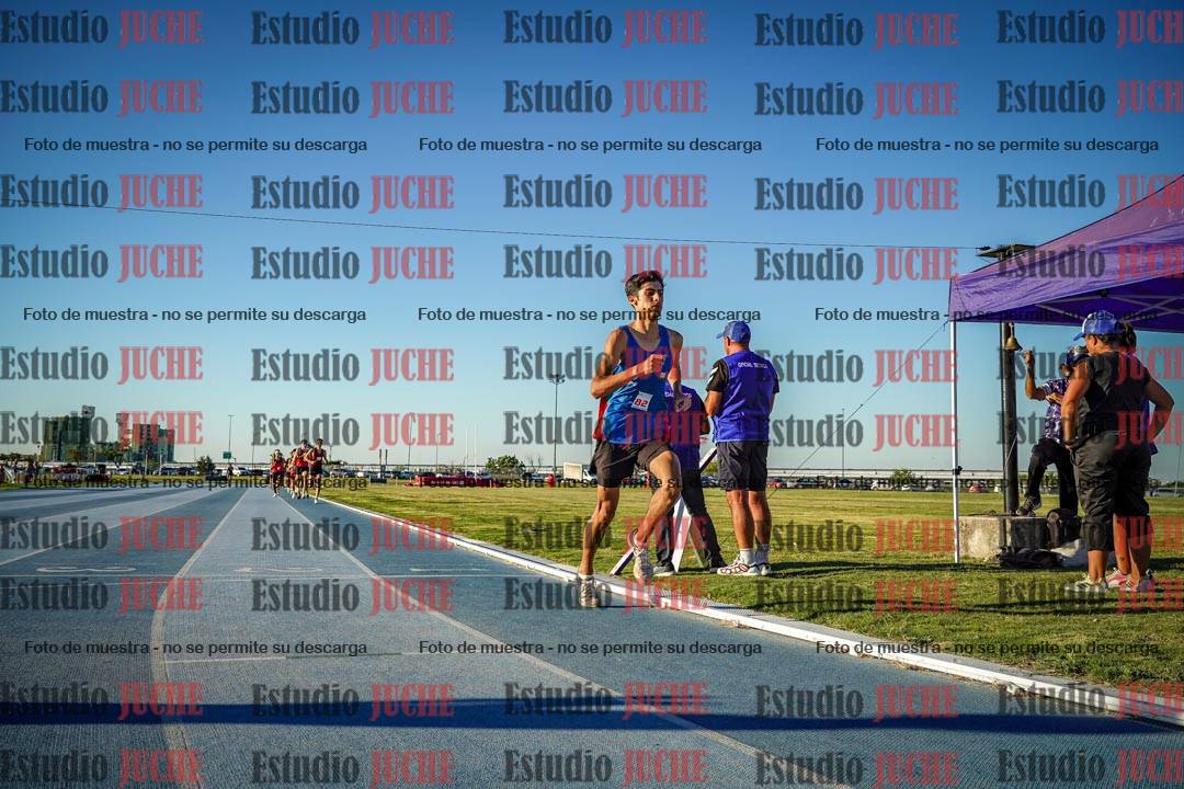 Fotos de los 1500 m llanos de varones