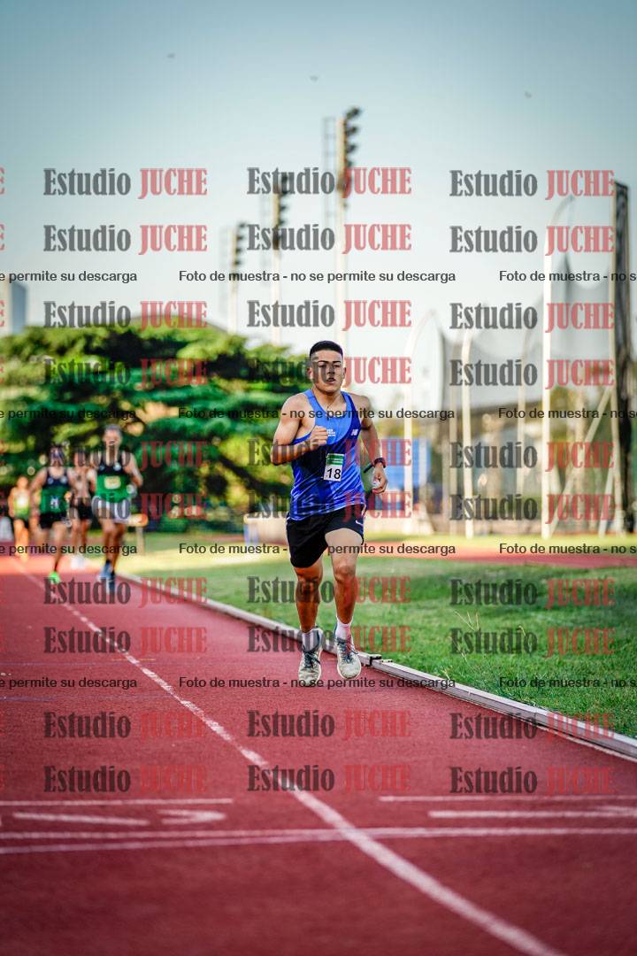 Fotos de los 1500 m llanos de varones