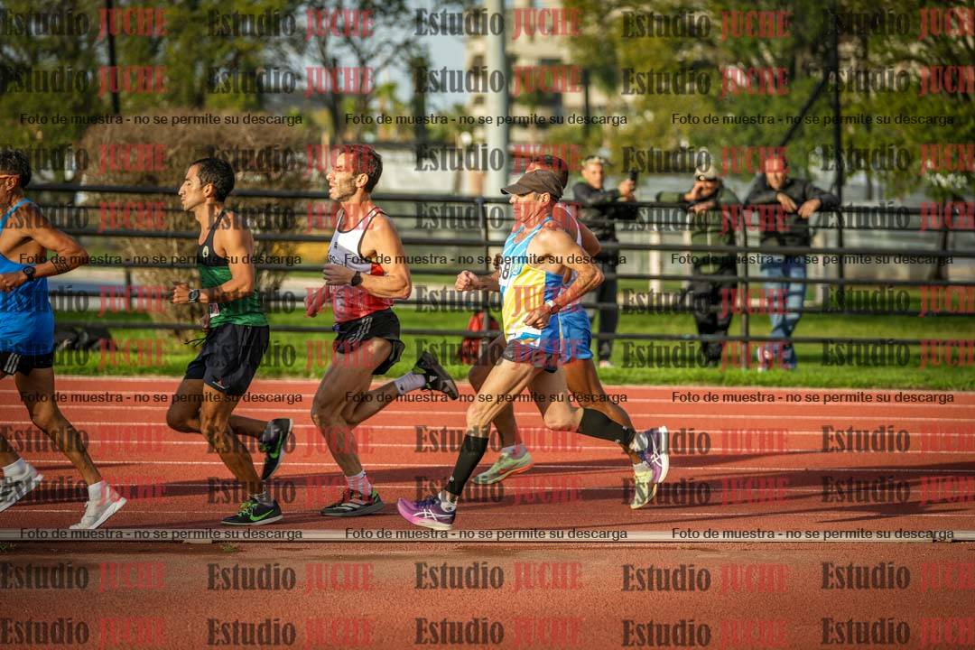 Fotos de los 3000 m llanos de varones