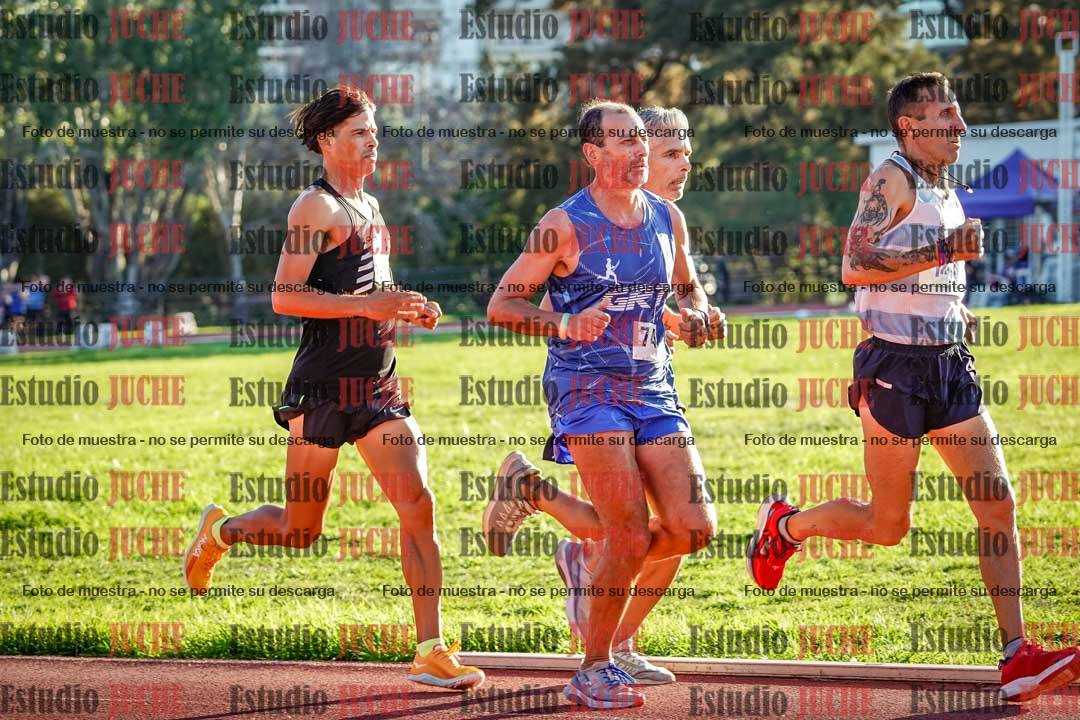Fotos de los 3000 m llanos de varones