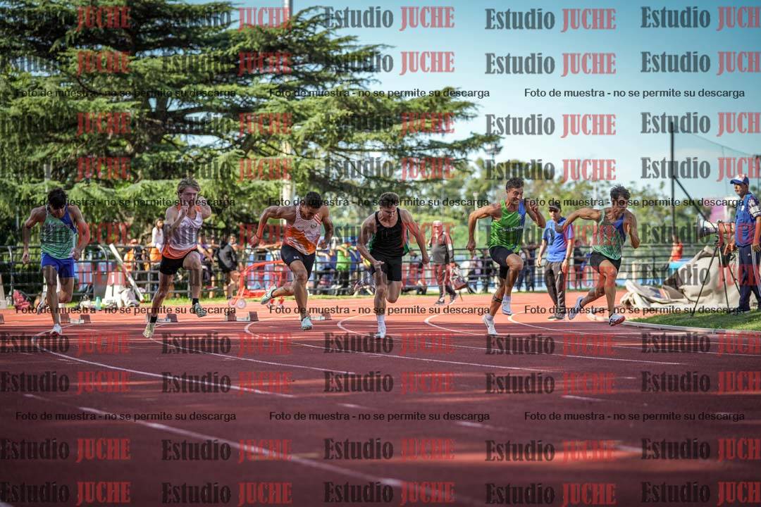 Fotos de los 100 m llanos de varones - FINAL