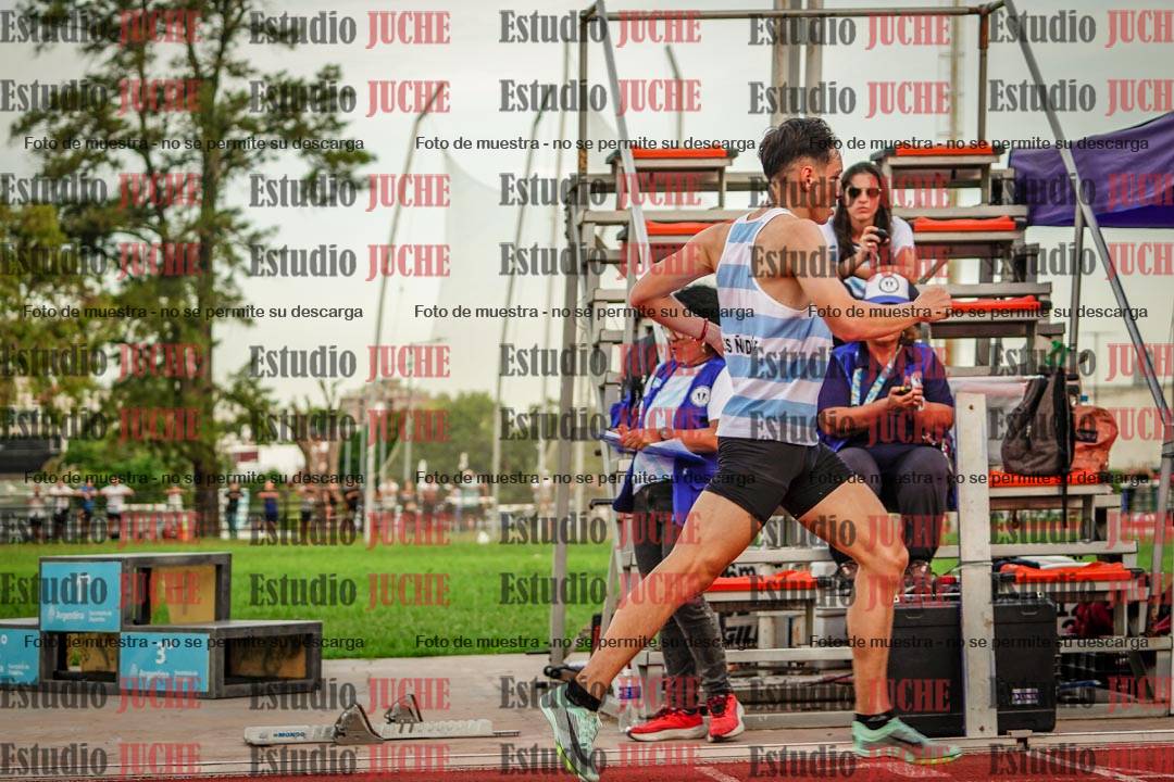 Fotos de los 1500 m llanos de varones