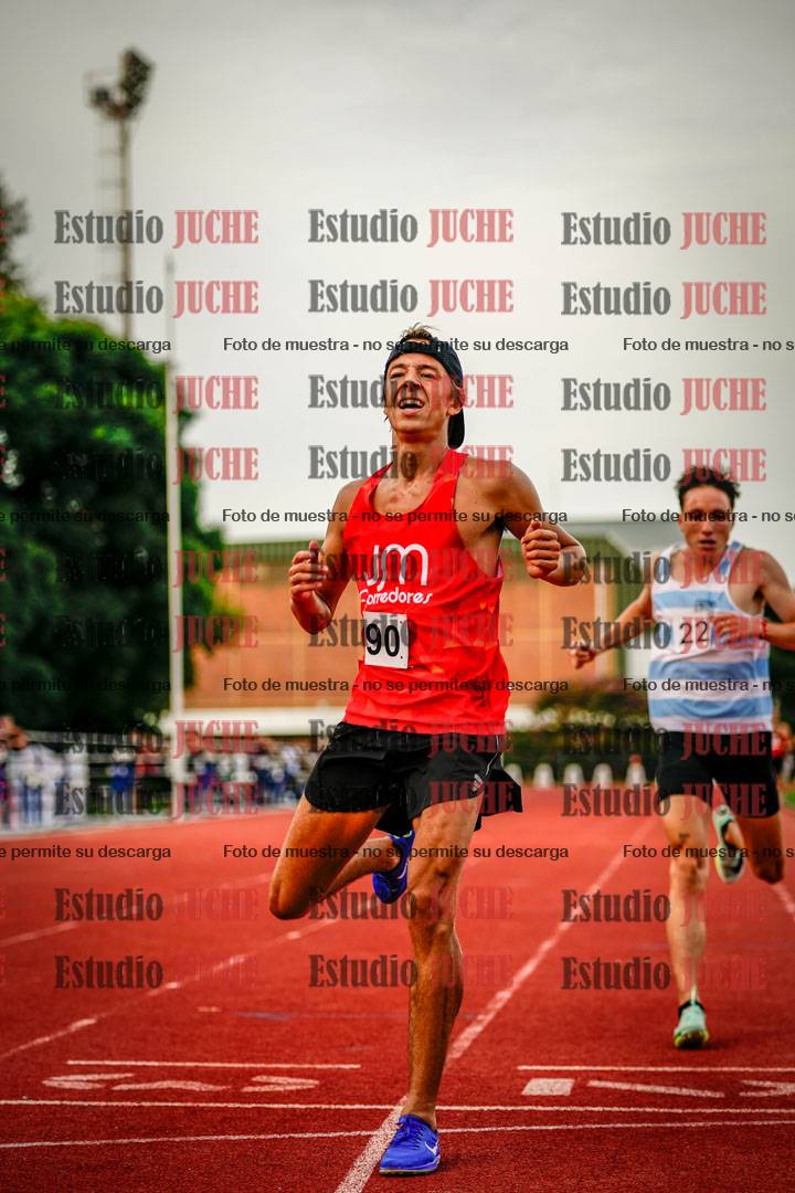 Fotos de los 1500 m llanos de varones