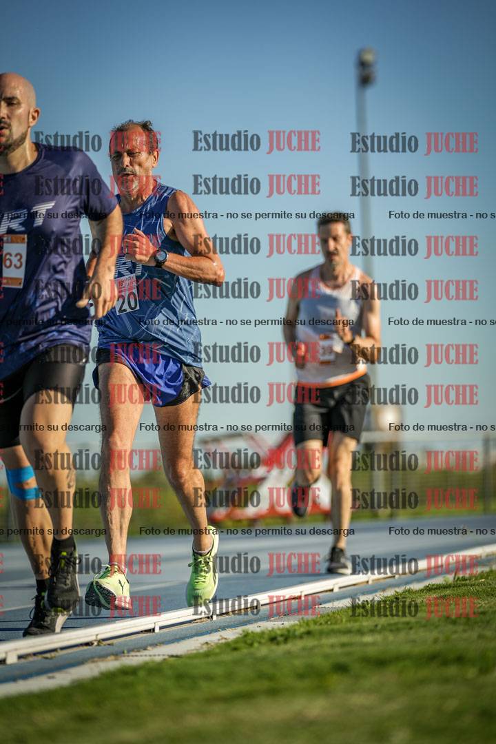 Fotos de los 3000 m llanos de varones