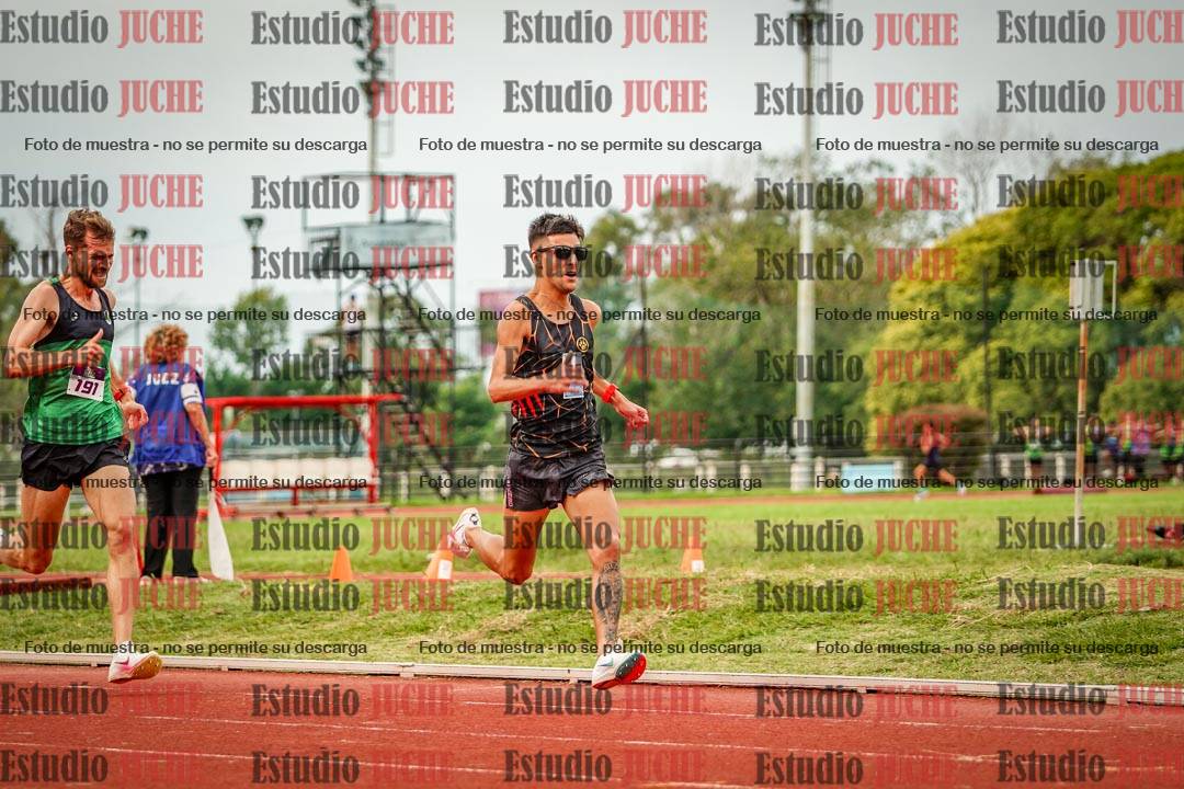 Fotos de los 3000 m llanos de varones
