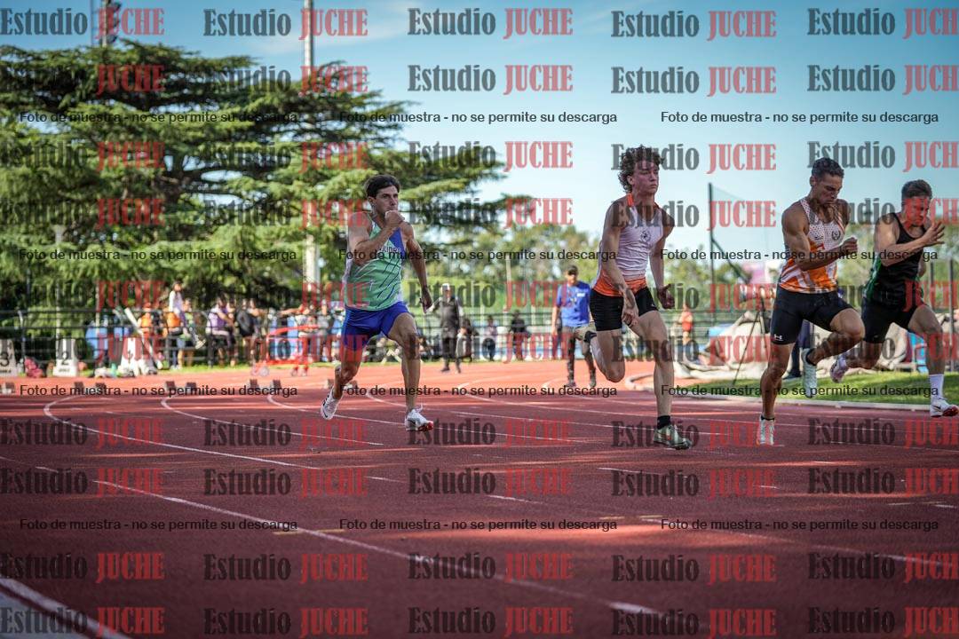 Fotos de los 100 m llanos de varones - FINAL