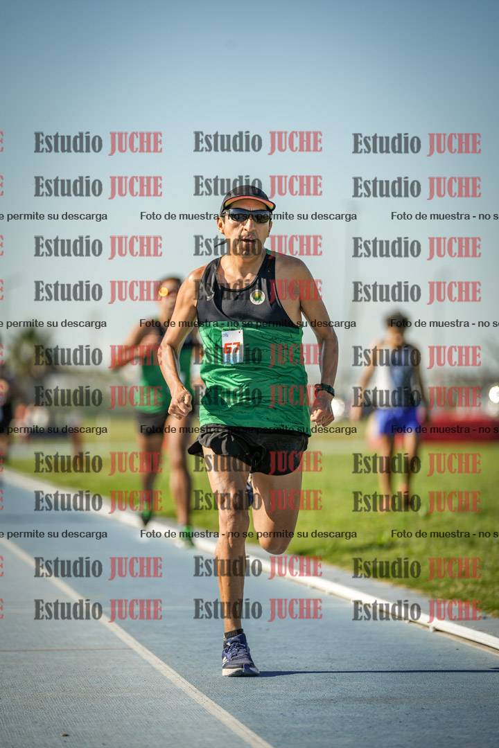 Fotos de los 1500 m llanos de varones