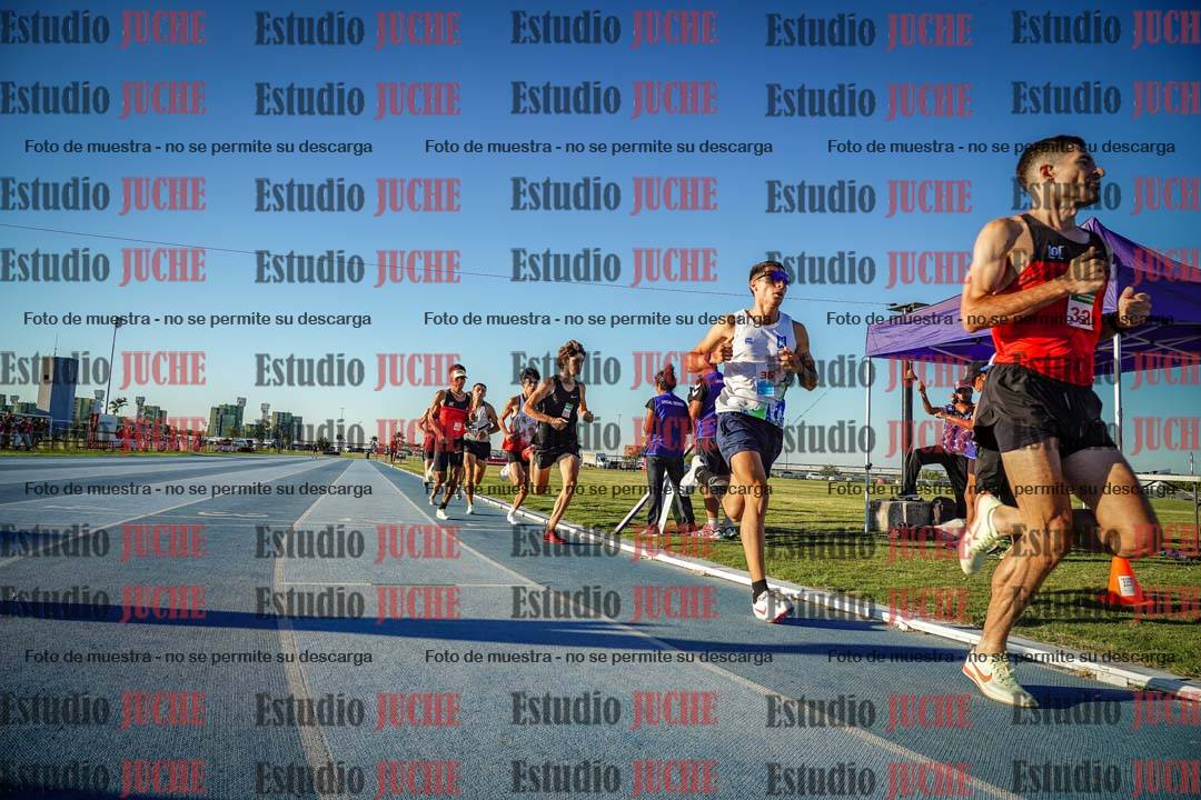 Fotos de los 1500 m llanos de varones
