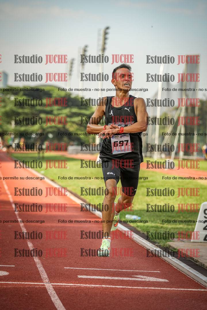 Fotos de los 3000 m llanos de varones