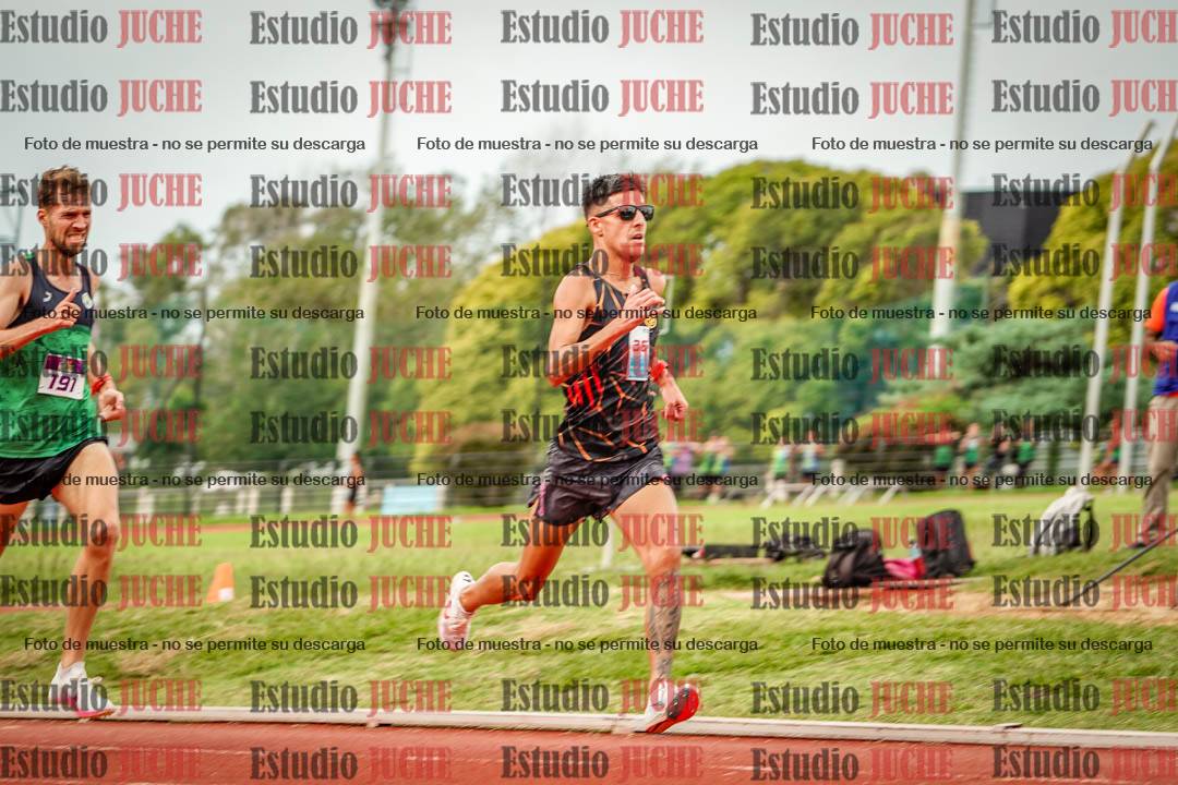 Fotos de los 3000 m llanos de varones