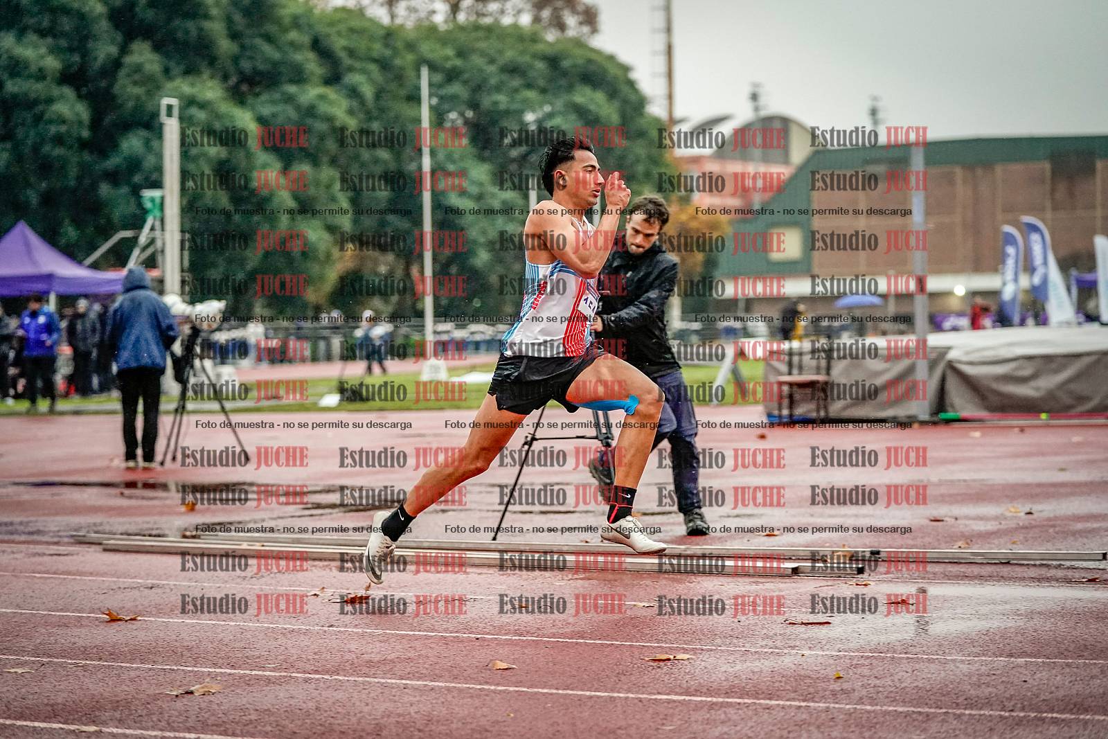 Fotos de los 400 m llanos de varones - decatlón 5