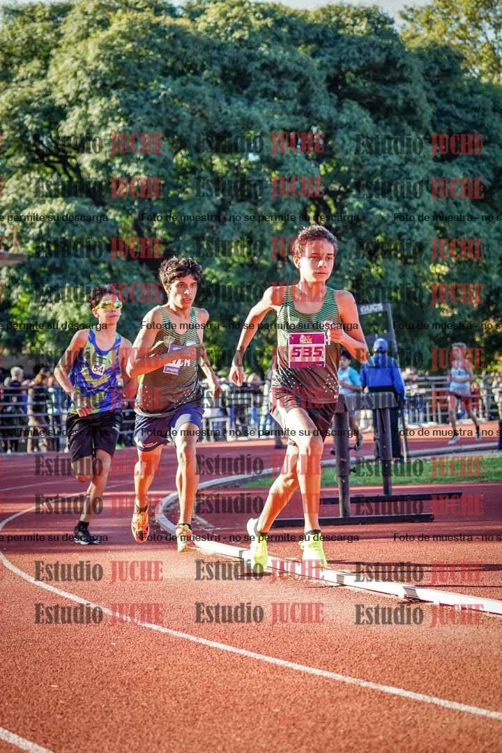 Fotos de los 600 m de varones