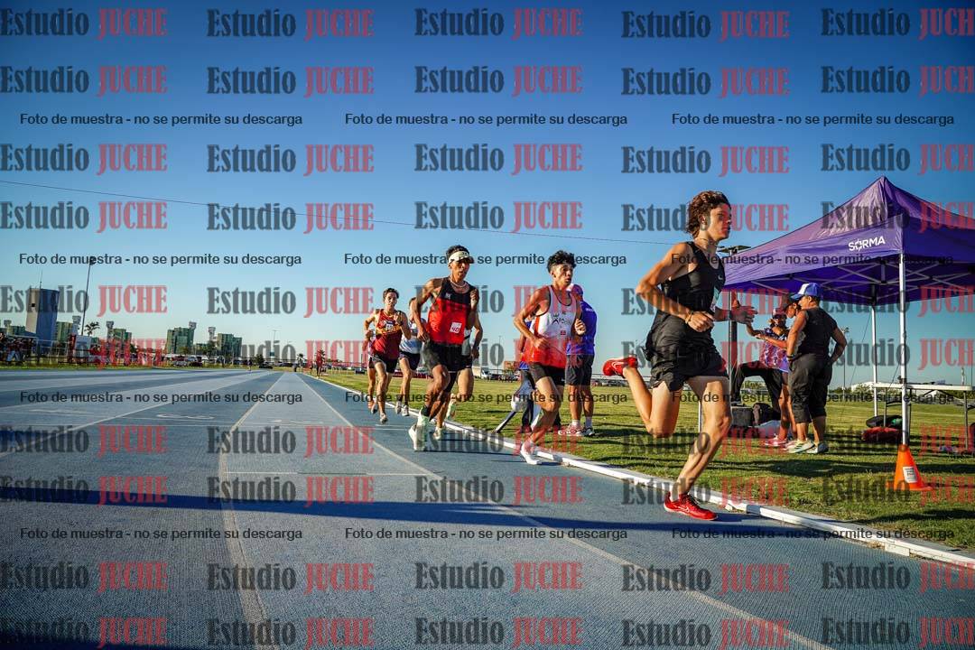 Fotos de los 1500 m llanos de varones