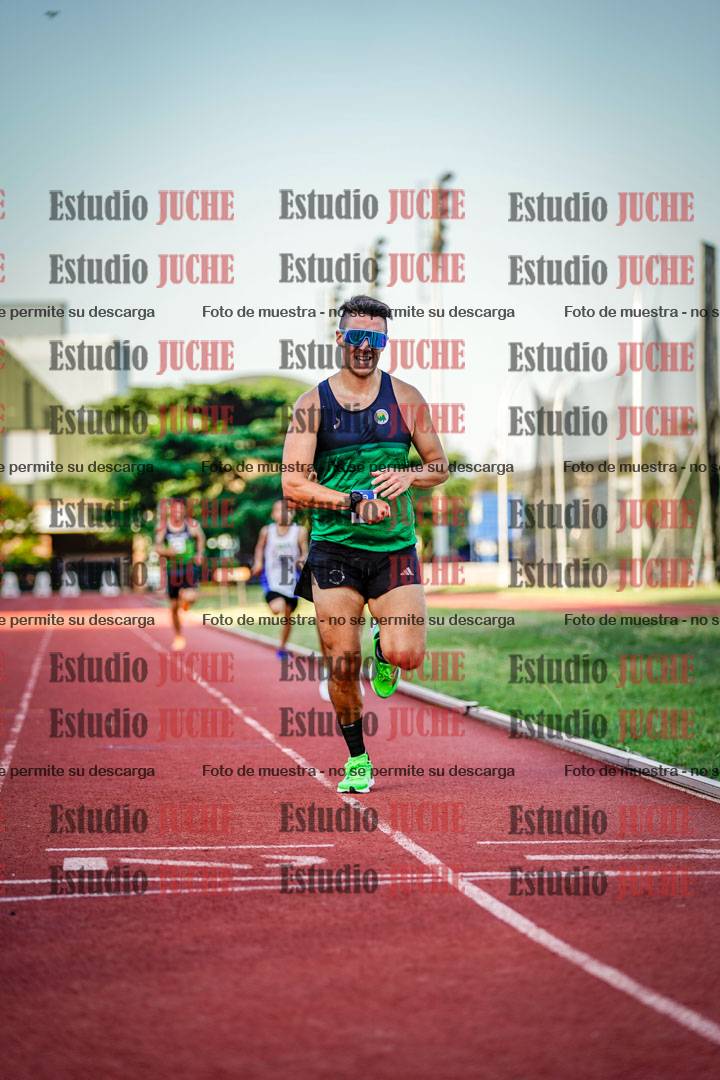 Fotos de los 1500 m llanos de varones