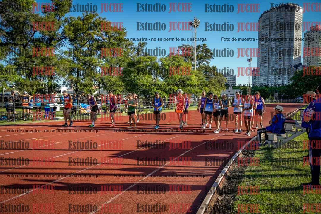 Fotos de los 3000 m llanos de varones