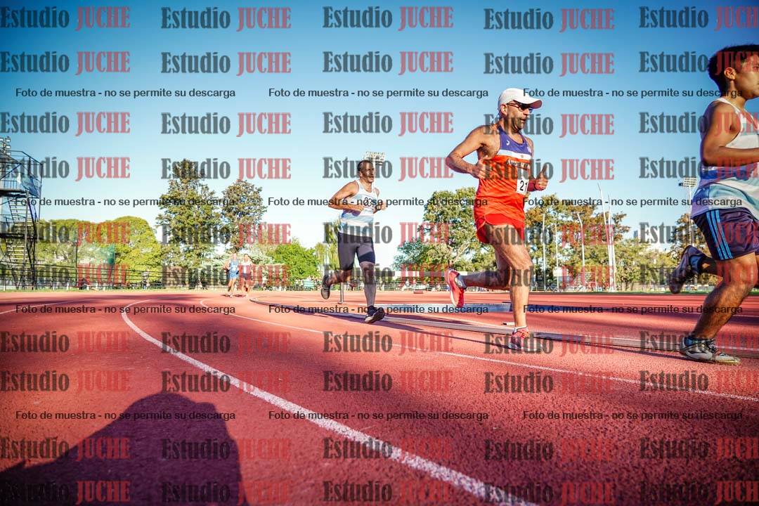 Fotos de los 3000 m llanos de varones