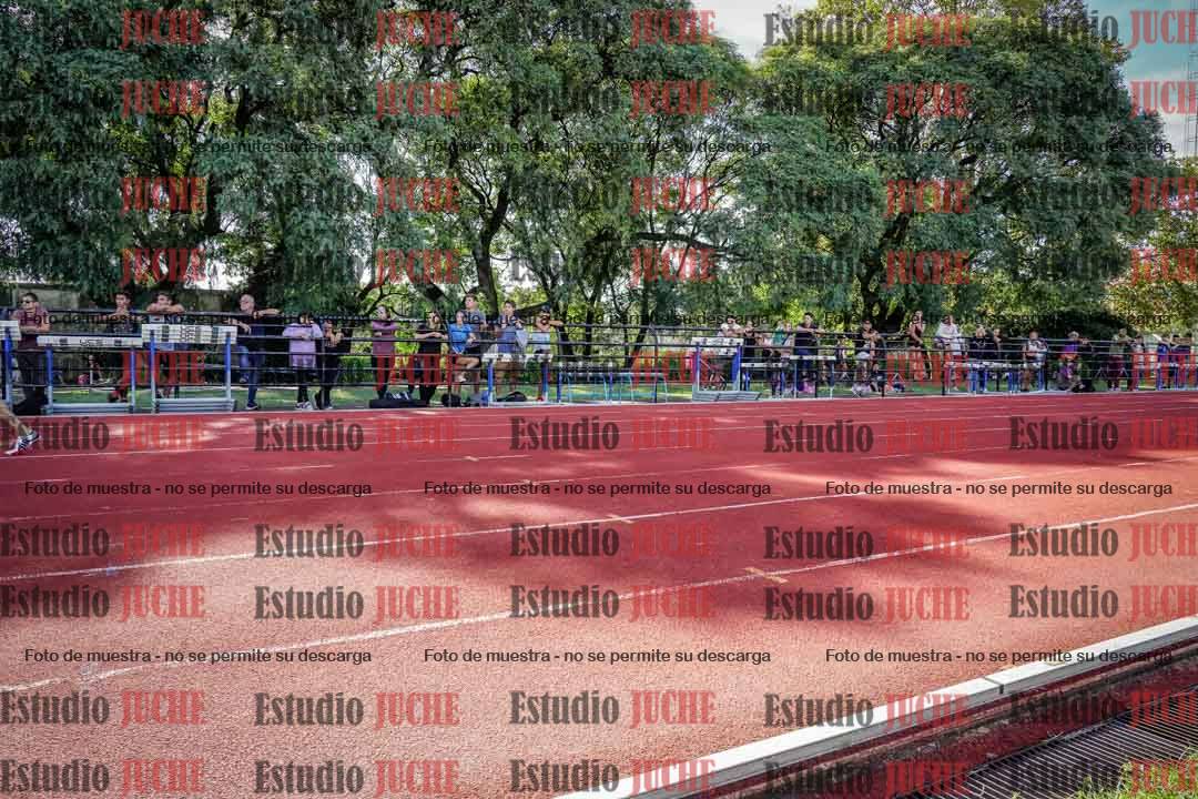Fotos de los 100 m llanos de varones - FINAL