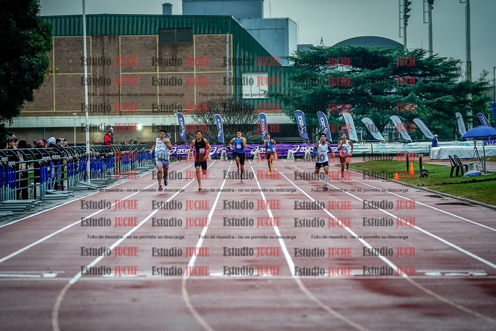Fotos de los 400 m llanos de varones - decatlón 5