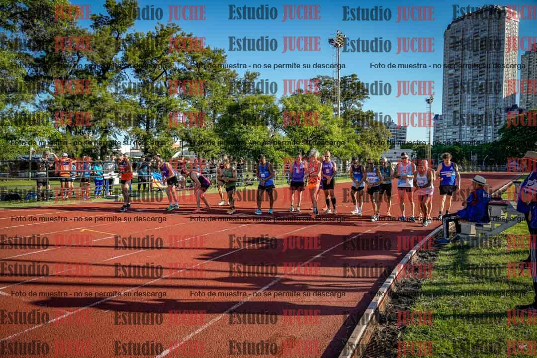 Fotos de los 3000 m llanos de varones
