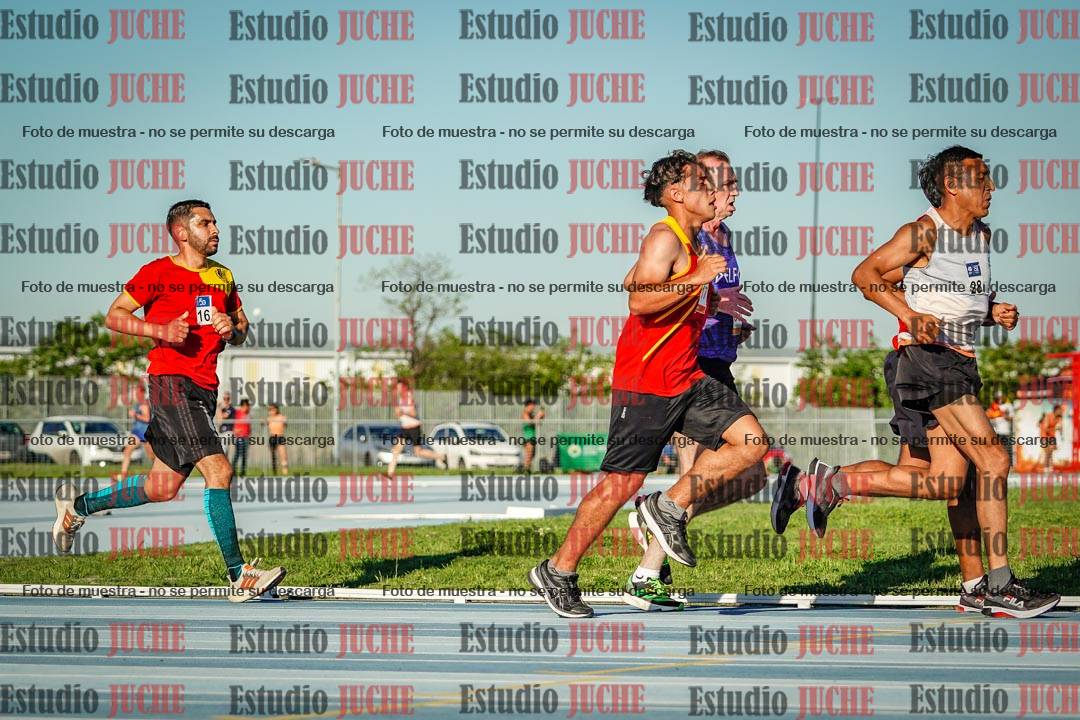 Fotos de los 3000 m llanos de varones