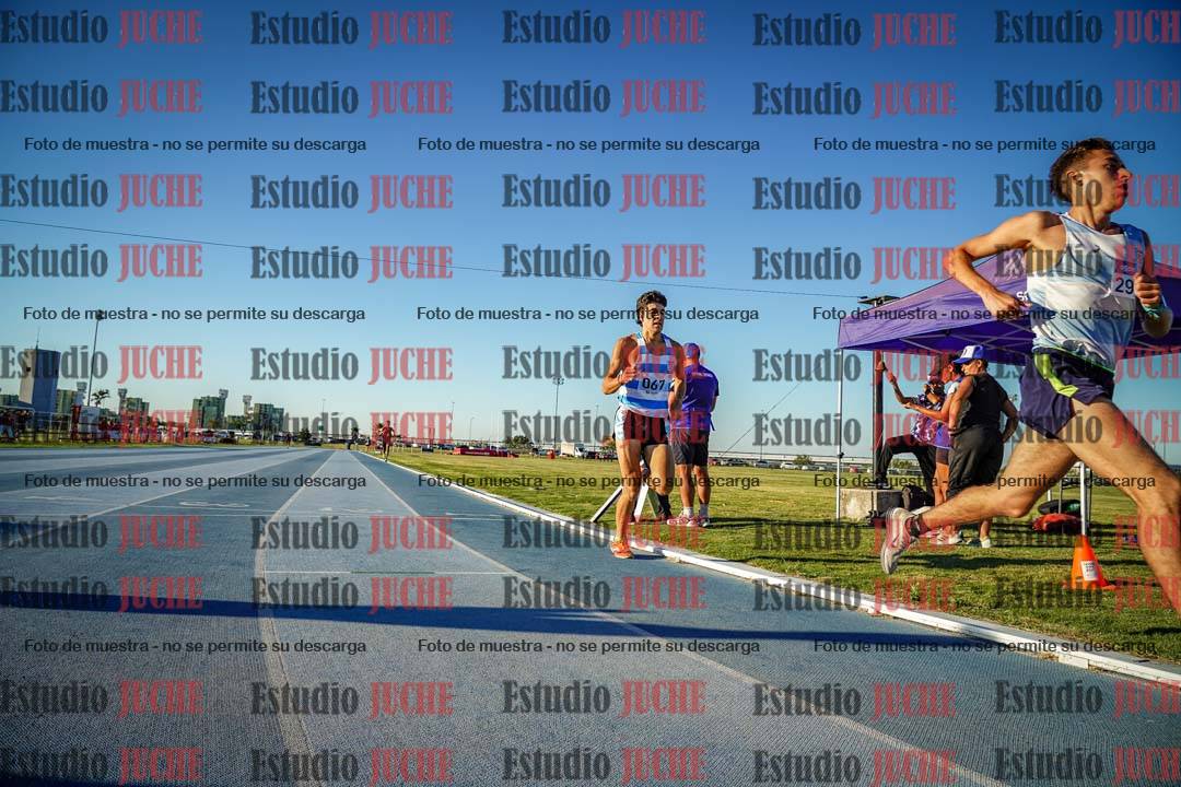 Fotos de los 1500 m llanos de varones