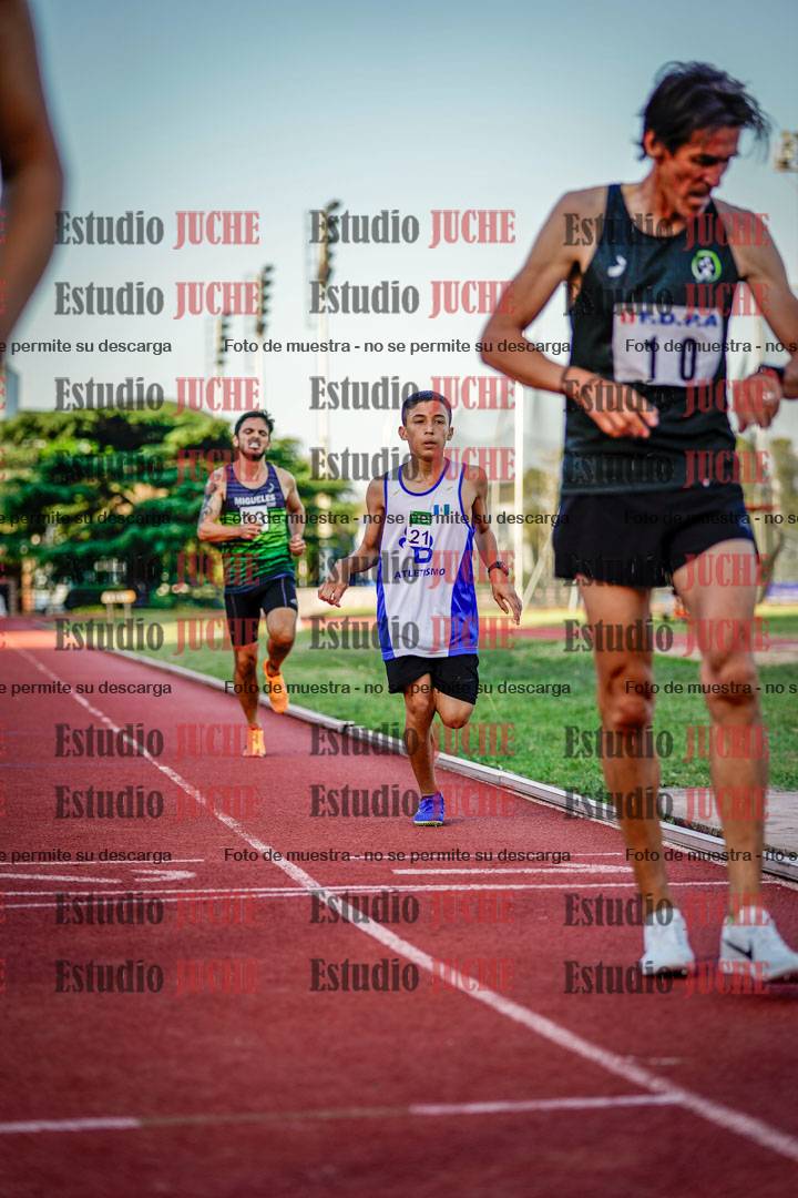 Fotos de los 1500 m llanos de varones