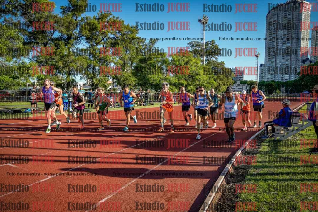 Fotos de los 3000 m llanos de varones