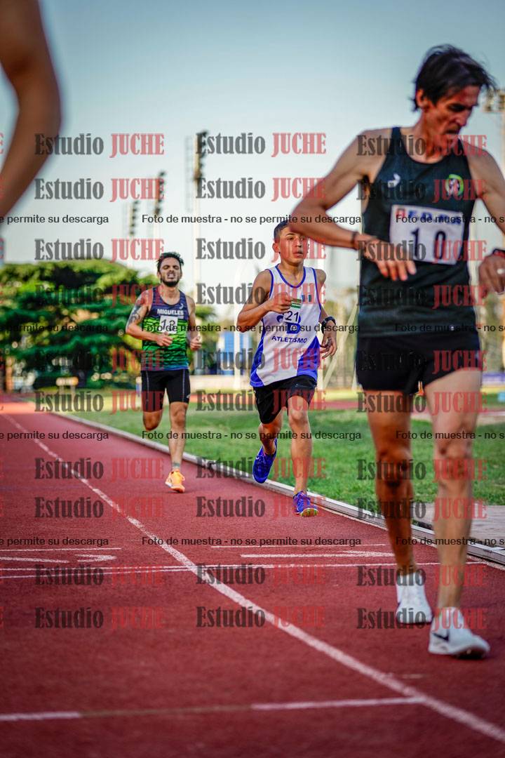 Fotos de los 1500 m llanos de varones