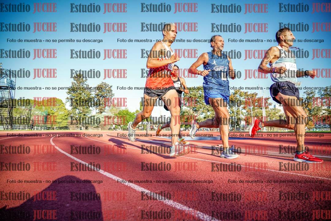 Fotos de los 3000 m llanos de varones