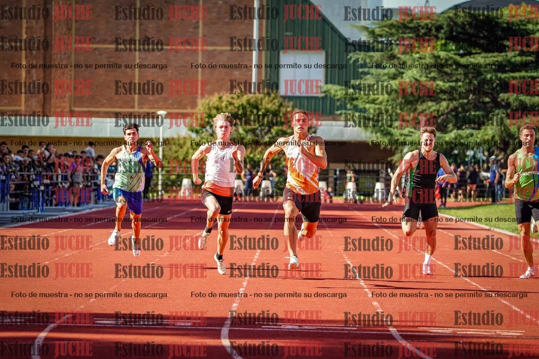 Fotos de los 100 m llanos de varones - FINAL