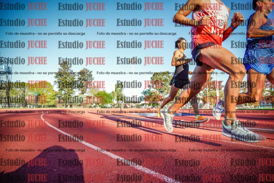 Fotos de los 3000 m llanos de varones