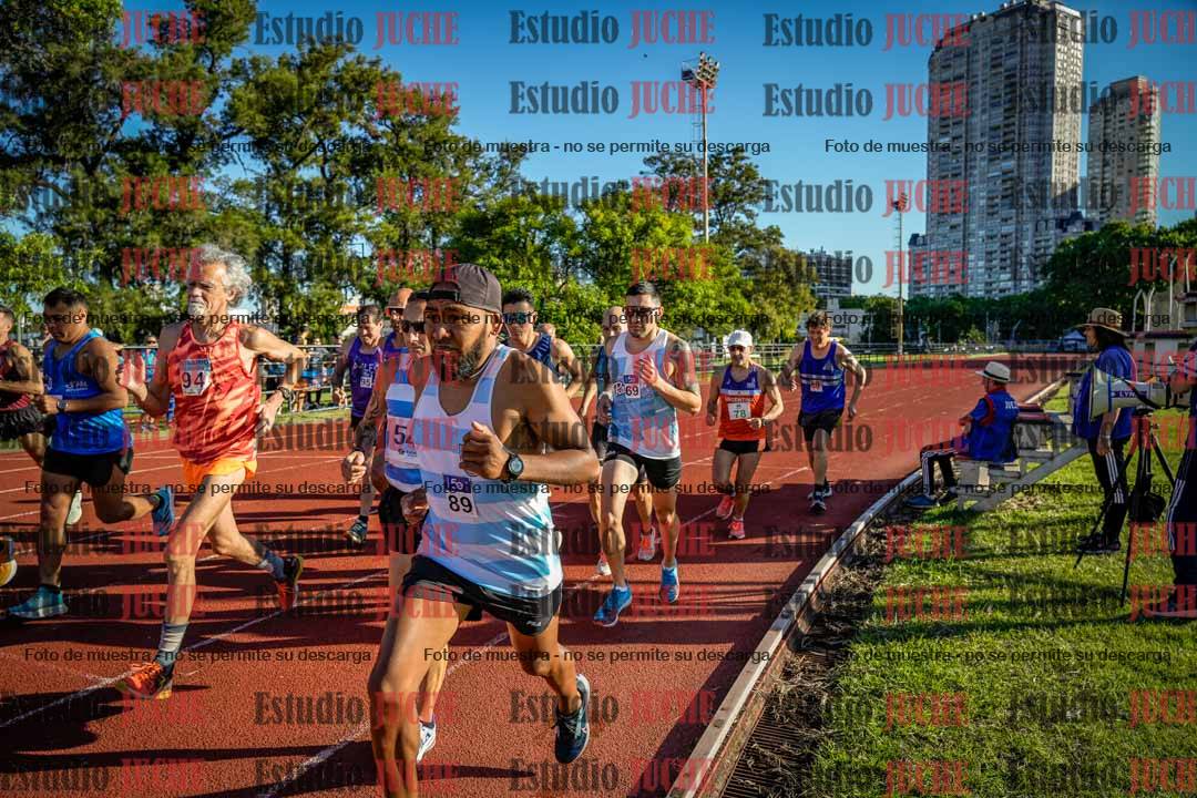 Fotos de los 3000 m llanos de varones