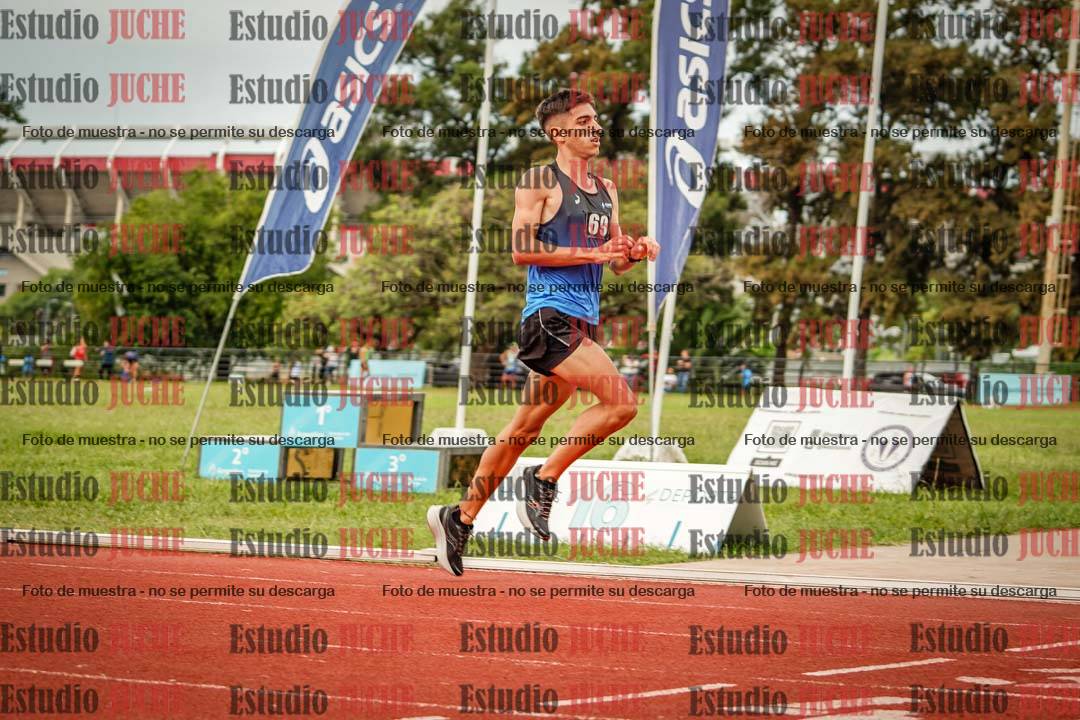 Fotos de los 3000 m llanos de varones