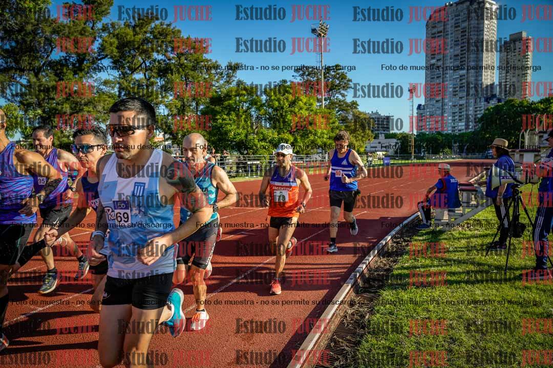 Fotos de los 3000 m llanos de varones