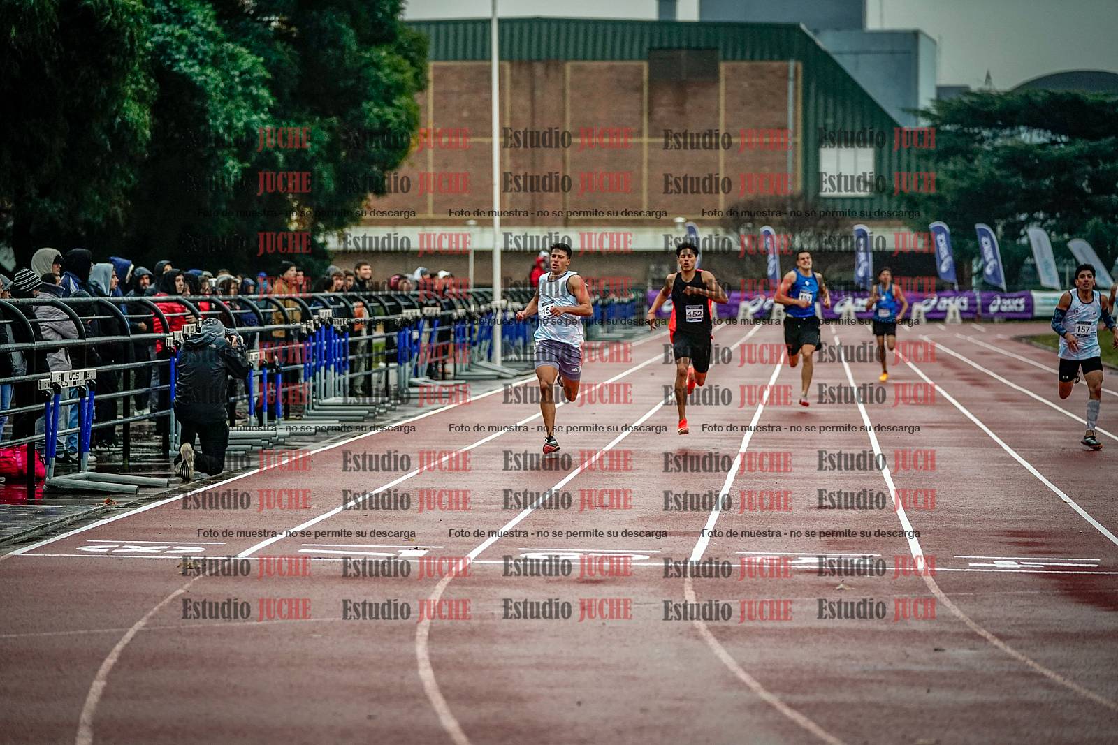 Fotos de los 400 m llanos de varones - decatlón 5