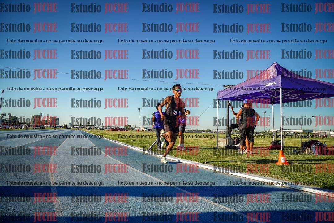 Fotos de los 1500 m llanos de varones