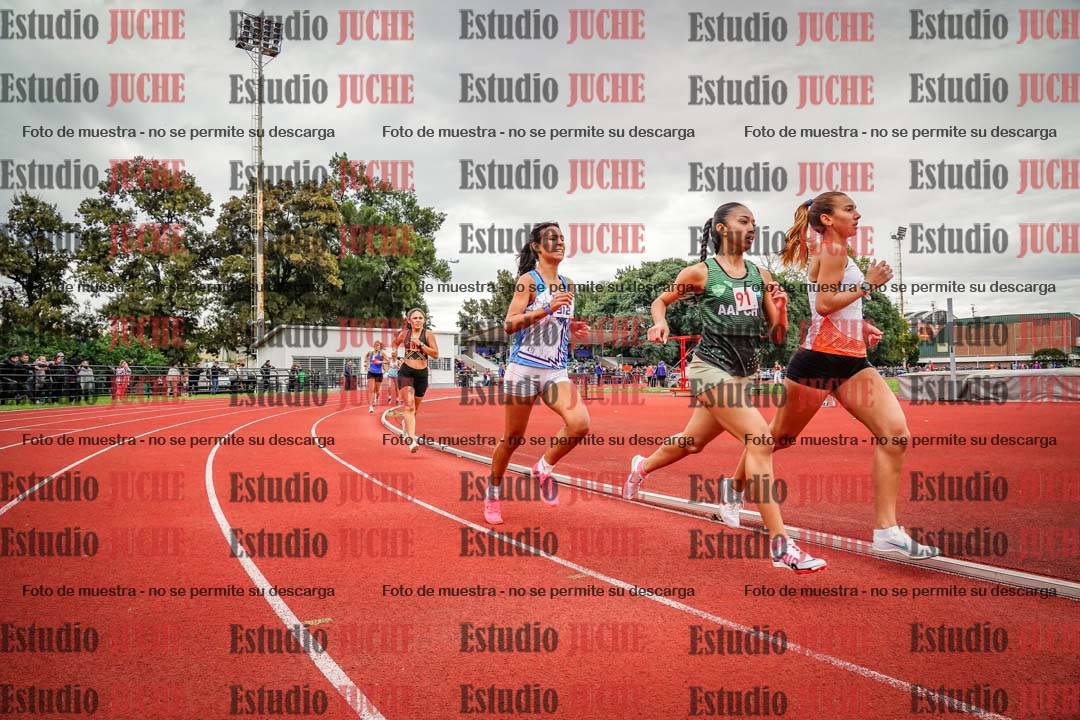 Fotos de los 1500 m llanos de mujeres