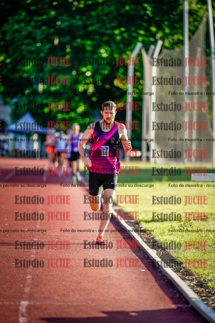 Fotos de los 3000 m llanos de varones