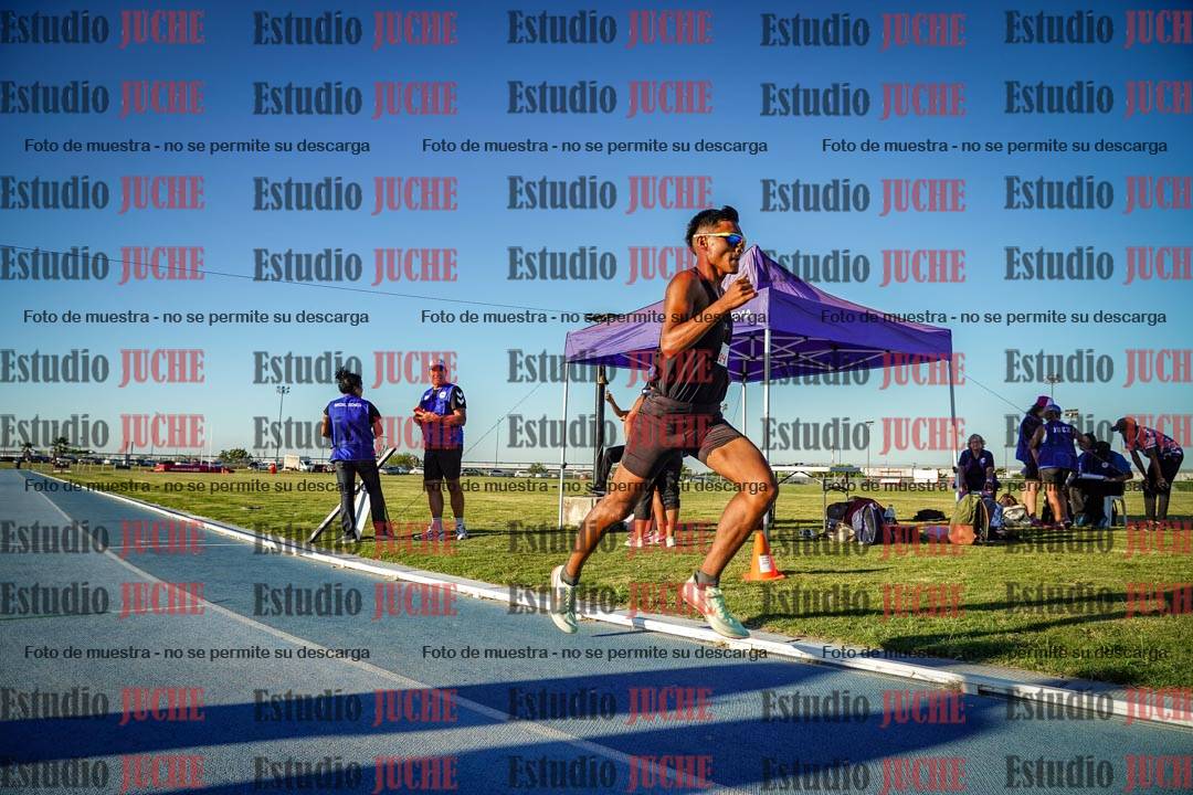 Fotos de los 1500 m llanos de varones