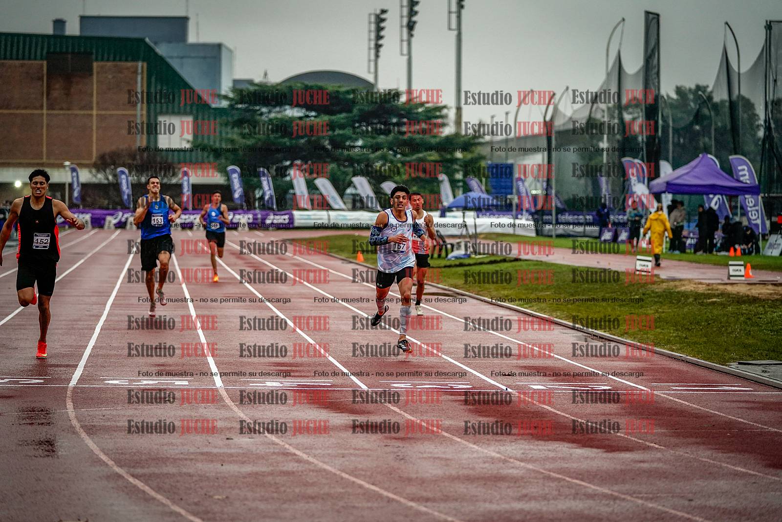 Fotos de los 400 m llanos de varones - decatlón 5
