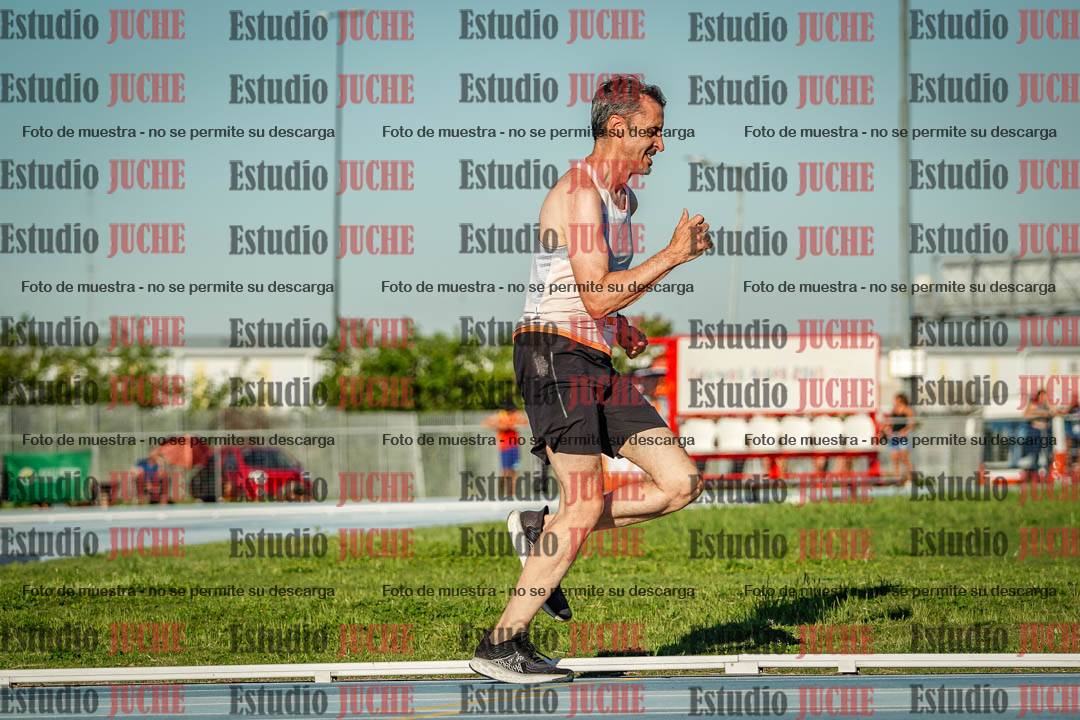 Fotos de los 3000 m llanos de varones
