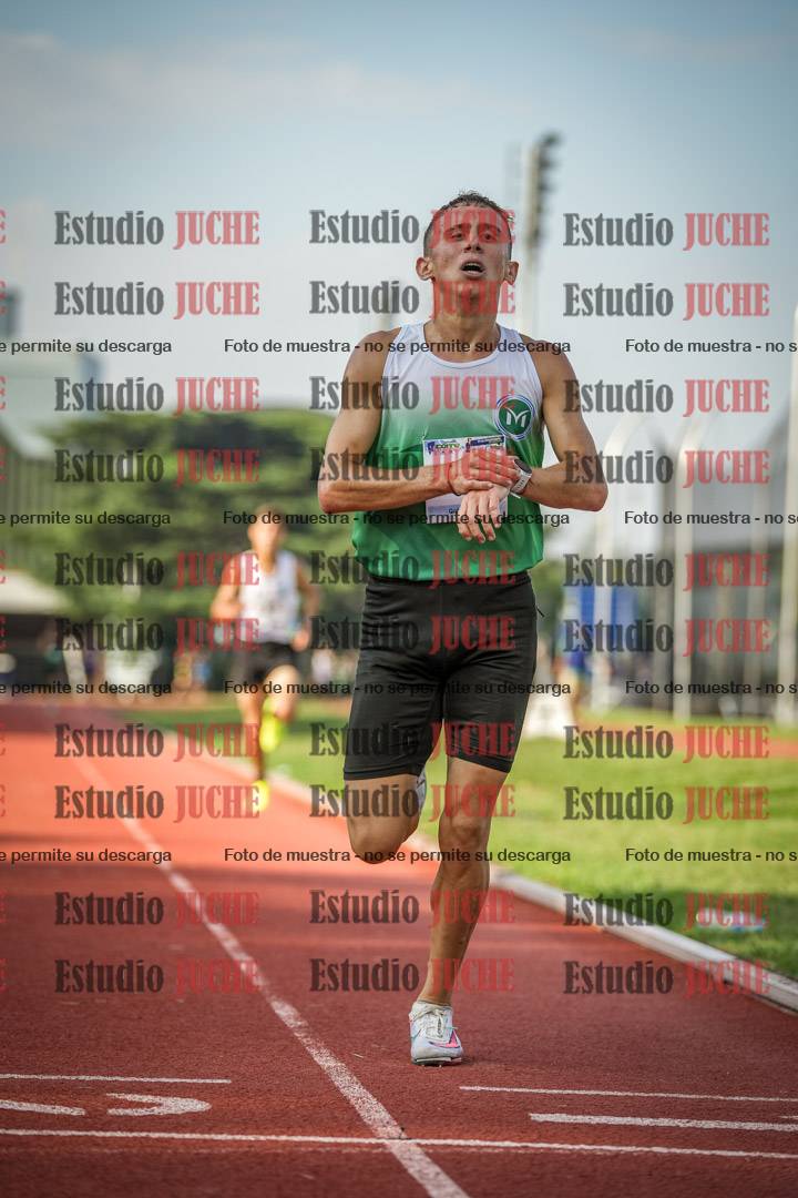 Fotos de los 3000 m llanos de varones