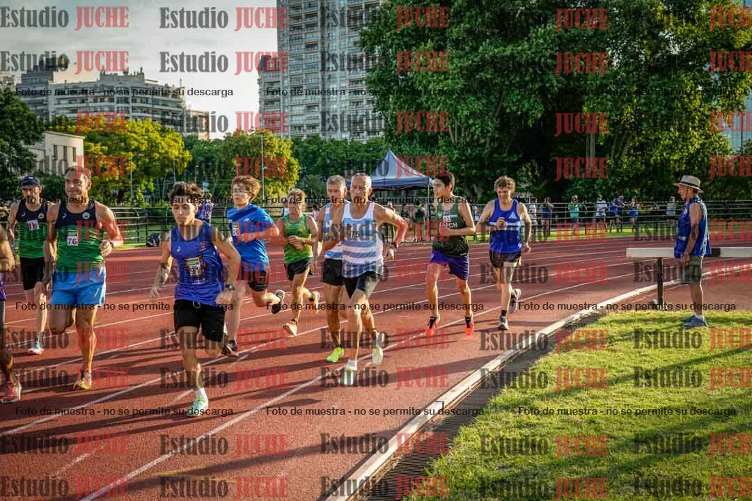 Fotos de los 1500 m llanos de varones