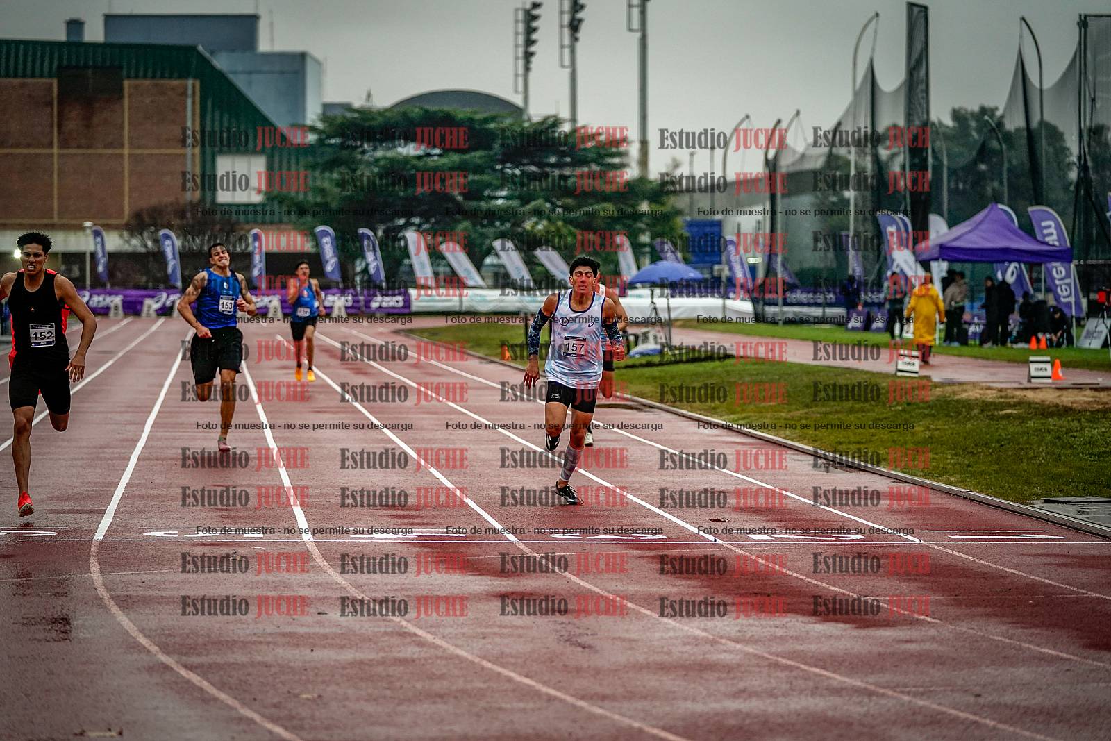 Fotos de los 400 m llanos de varones - decatlón 5