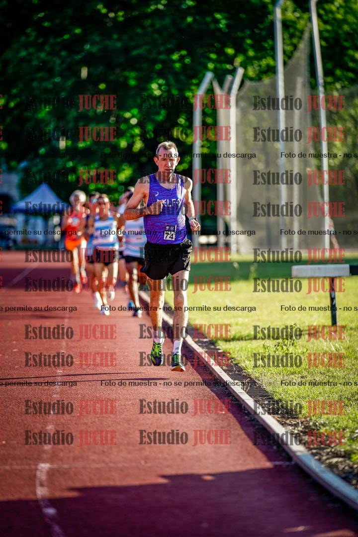 Fotos de los 3000 m llanos de varones