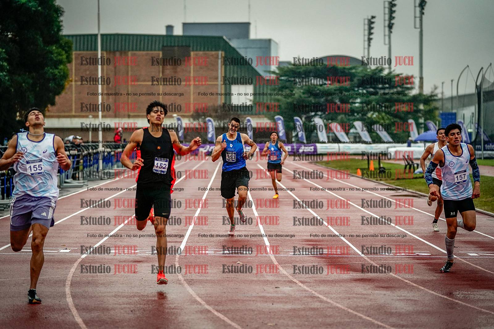 Fotos de los 400 m llanos de varones - decatlón 5