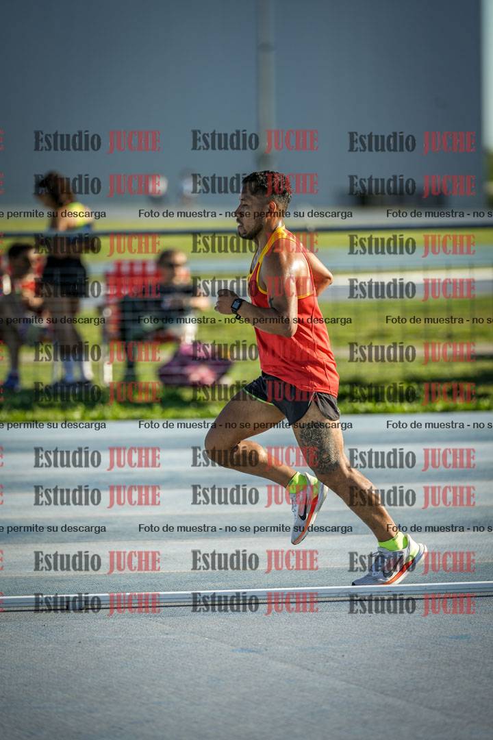 Fotos de los 3000 m llanos de varones